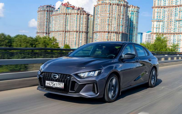 Выбираем лучшую легковую новинку — выигрываем Ладу Iskra!