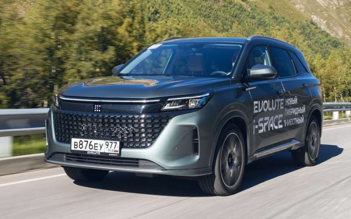 Названы пять самых доступных гибридных автомобилей на российском рынке