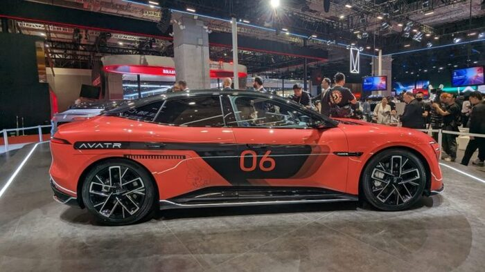 Шанхайский автосалон 2025. Какие из представленных новинок привезут в Россию