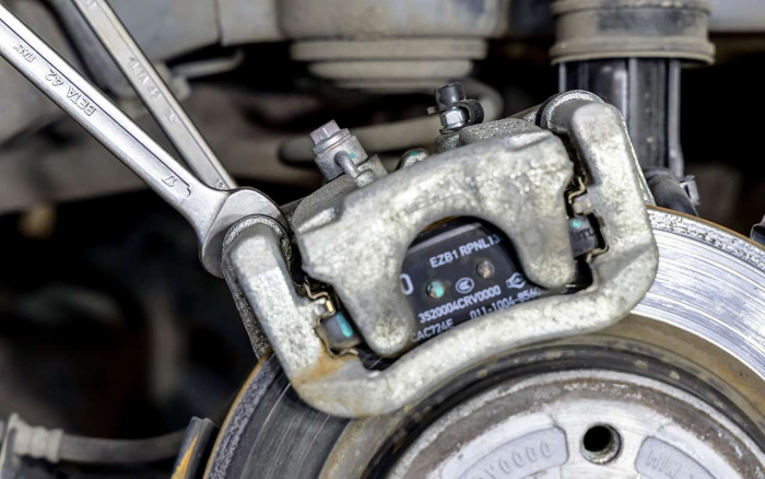 Делаем ТО китайского кроссовера самостоятельно: что показал тест-ремонт