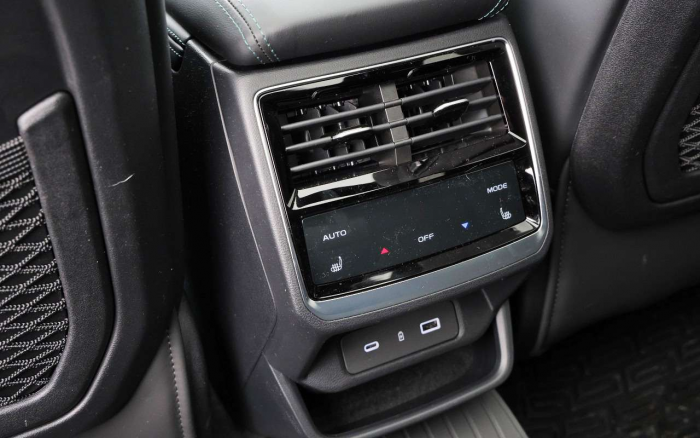 Как Geely Monjaro следит за нарушениями и другие особенности кроссовера