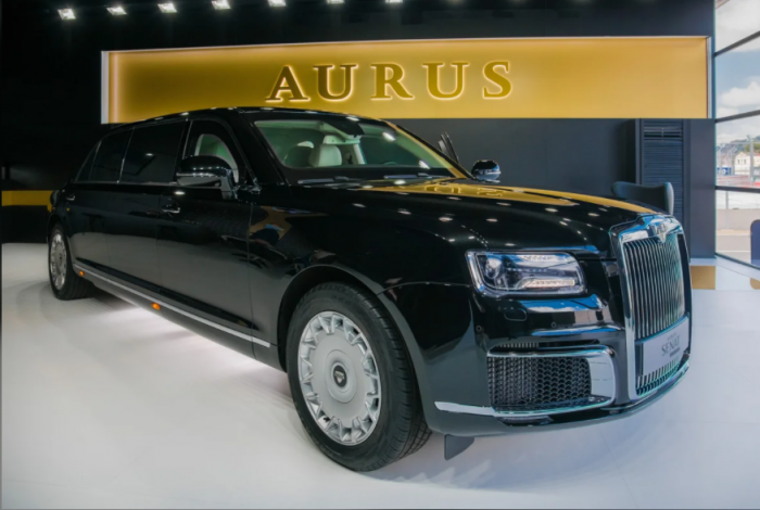 Российский автомобиль представительского класса Aurus "Сенат" уже доступен в свободной продаже. Узнал стоимость новых машин