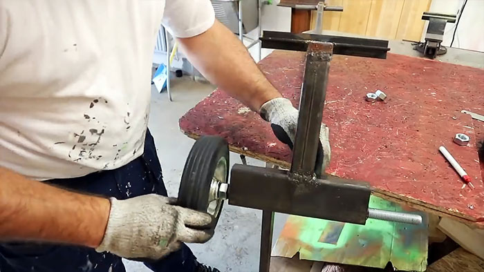 Автомобильный домкрат подъёмник своими руками