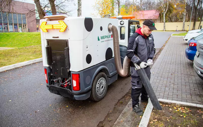 Швейцарский нож на колесах — одна машина взамен бригады дворников и парка техники