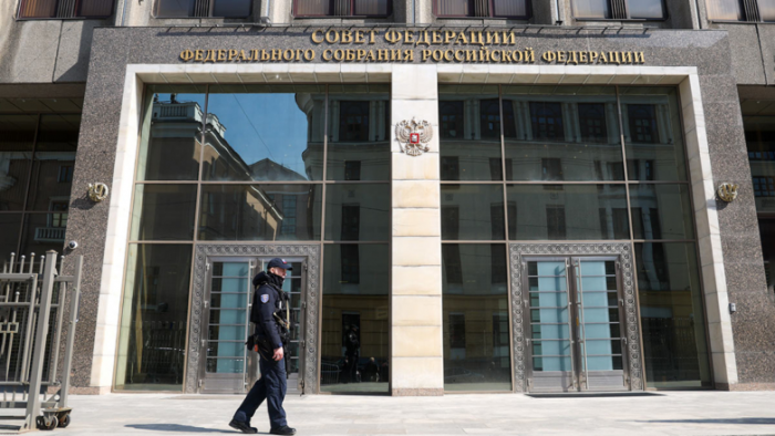 Закон об оборонном использовании автодорог одобрил Совет Федерации