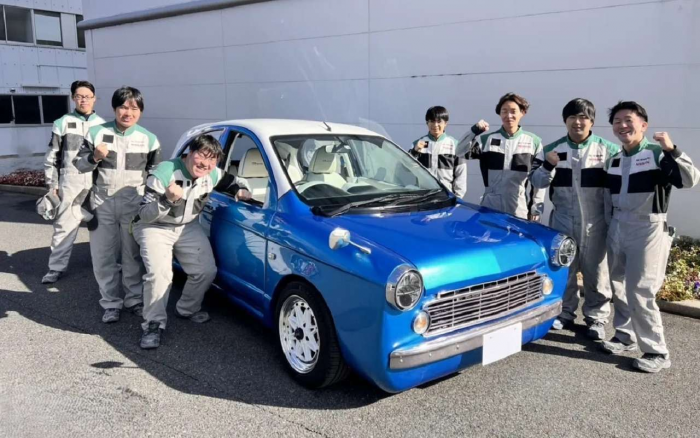 Студенты превратили старые модели Nissan в бомбические концепты