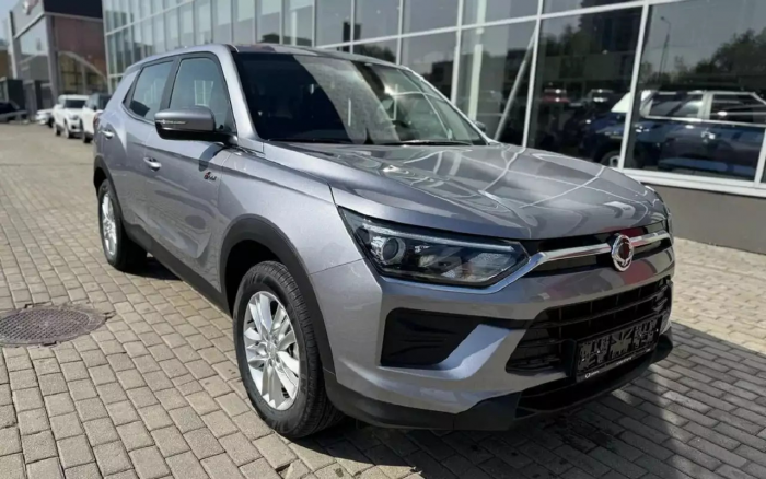 Без «китайцев»: названы самые доступные кроссоверы