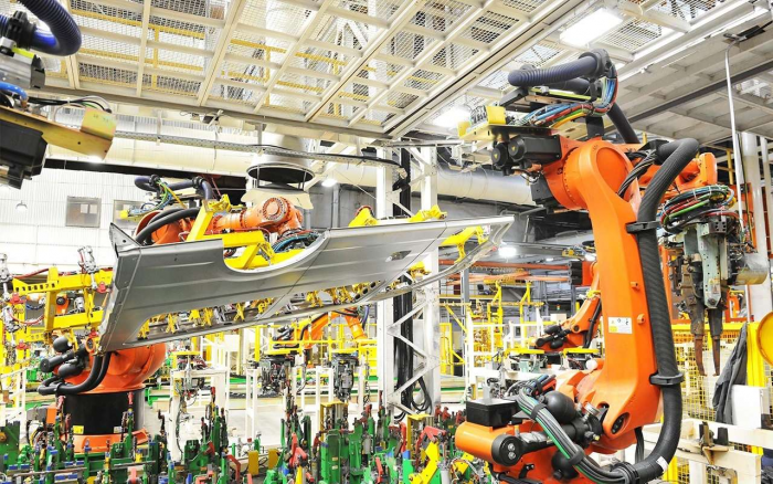 На Горьковском автозаводе внедрили новых роботов