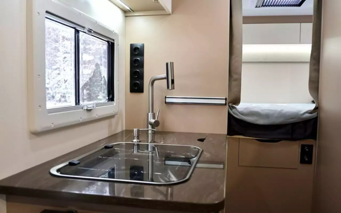 В Белоруссии представили комфортный автодом с «душевными» опциями