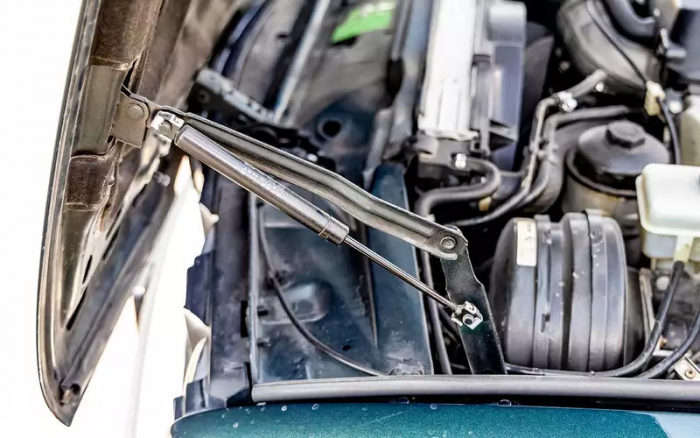 Секрет его молодости: BMW, который похож на BMW