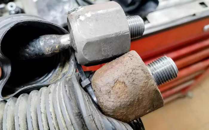 Лада Веста 2015 года: что ломается? Сколько ушло на ремонт и на бензин?