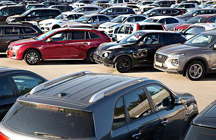 Газета.ру: цены на б/у авто могут упасть после вступления в силу закона о локализации