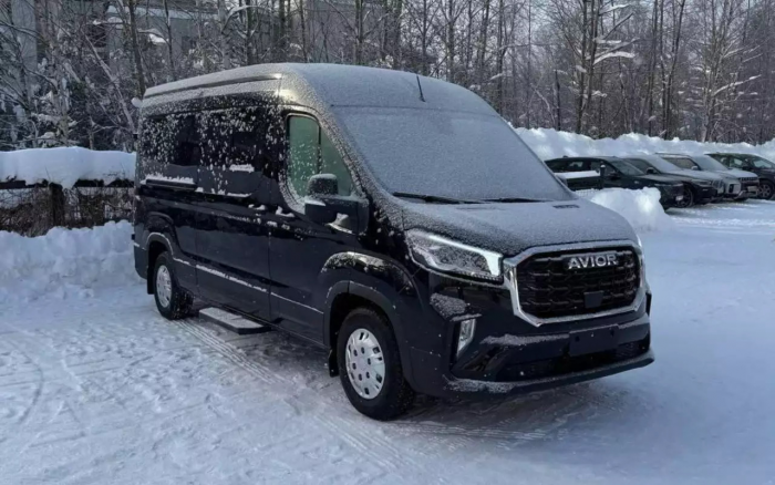 Микроавтобус Avior V90 Business: 2-литровый турбодизель, расход топлива – 6,5 л на 100 км