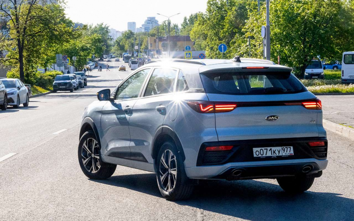 20 000 км с недорогим «китайцем»: ржавеет?