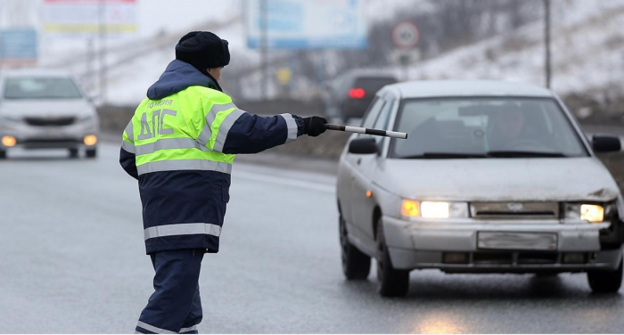 В ГАИ назвали причины массовых штрафов для владельцев старых авто