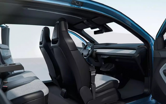 Атом стартует: рассказываем, что будет у него в салоне