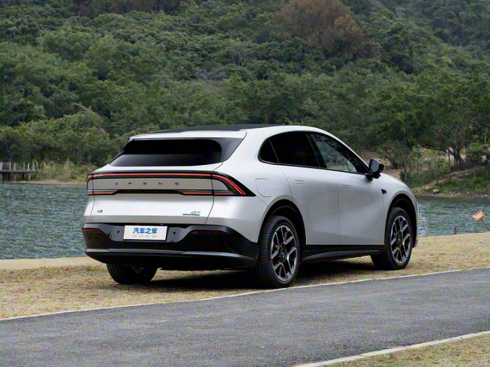 «Самый дальнобойный кроссовер в мире». Представлен XPeng G7 Super Extended Range с запасом хода 1704 км — всего 195,8 тыс. юаней (2,25 млн рублей)