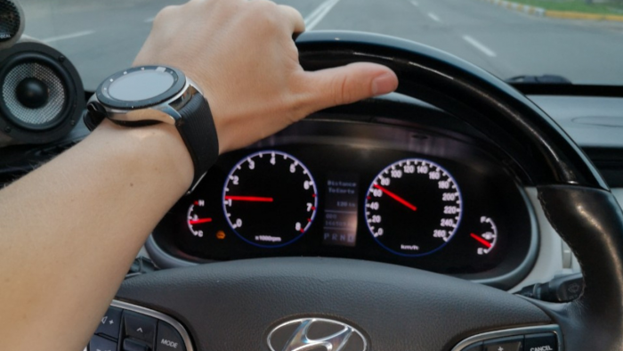 На какой скорости автомобиль расходует меньше всего бензина