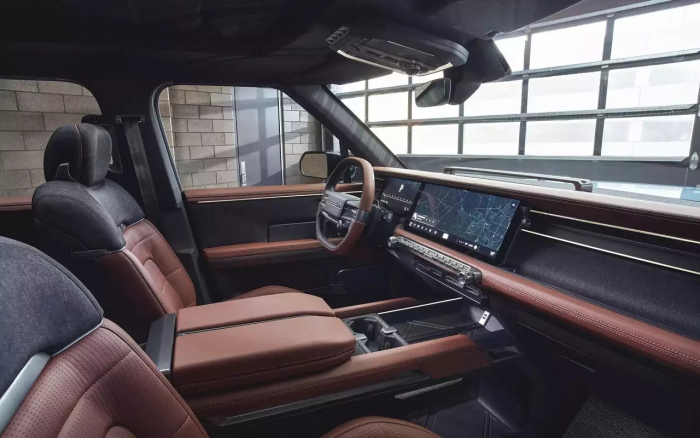 Так будут выглядеть новые американские внедорожники с немецкими корнями