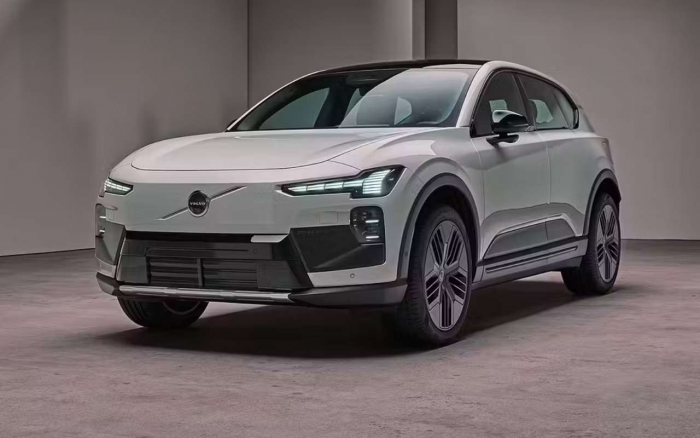 Volvo EX60: 870 км на одной зарядке и скорость заправки как у бензинового авто