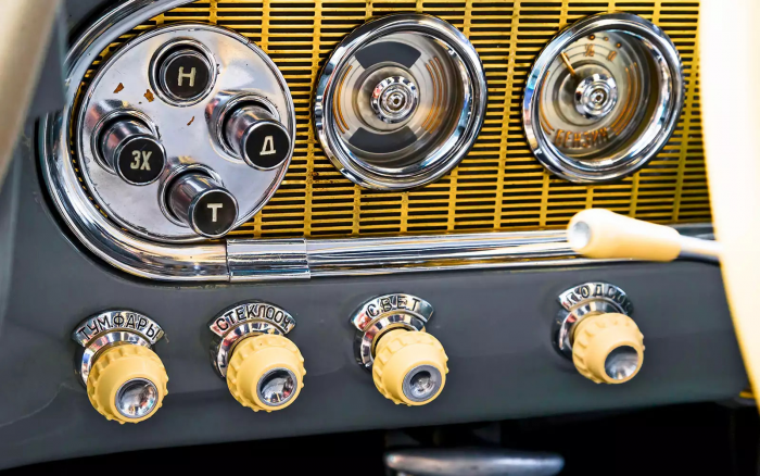 Зачем СССР скопировал американский Packard — история Чайки ГАЗ-13