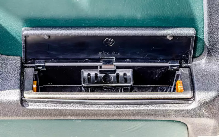 Секрет его молодости: BMW, который похож на BMW