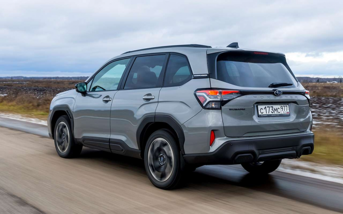 Надежный японский кроссовер вновь продают в России с гарантией — сколько он стоит теперь?