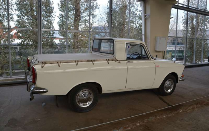 Буратино, Стиралка, Каблук — как появились имена грузовых Москвичей