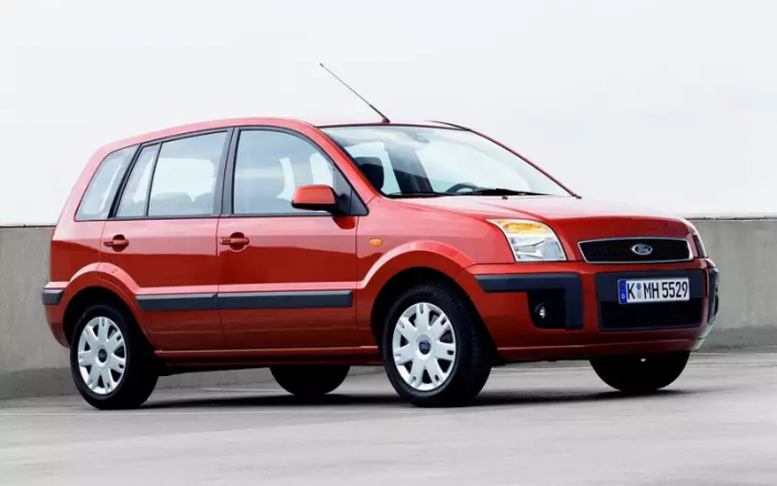 Надежный автомобиль за полмиллиона — 4 проверенных варианта