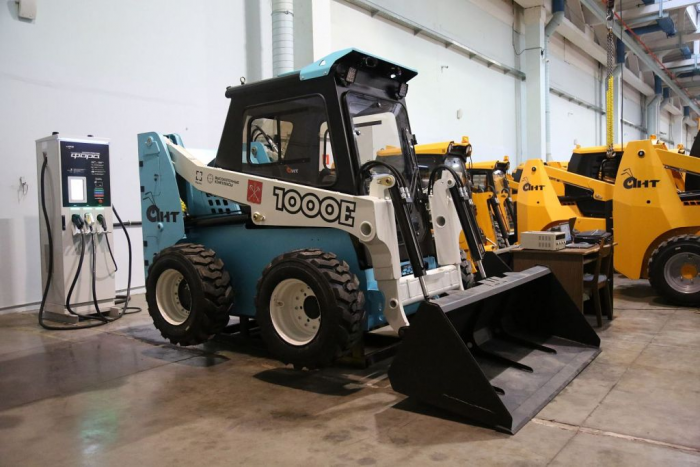 Сделано в Ростехе. Универсальный мини-погрузчик АНТ