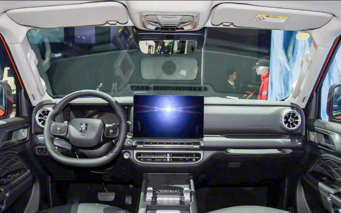 GWM запускает ограниченную серию из 300 рамных Tank 300 Polar Edition