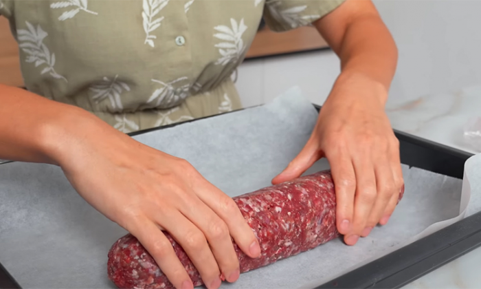 Гениальное мясо на Новый год: рецепт без затрат и почти без хлопот