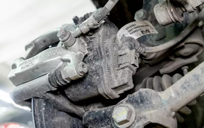 Тест-ремонт китайского кроссовера: почему в сервисе дорого и как сэкономить