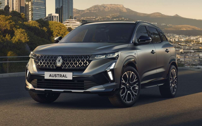 Renault значительно улучшил один из своих популярных кроссоверов: подробности
