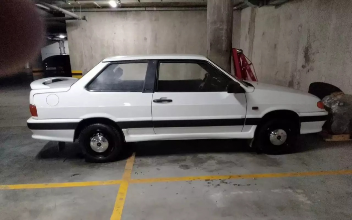 Очень странную вазовскую «пятнашку» выставили на продажу