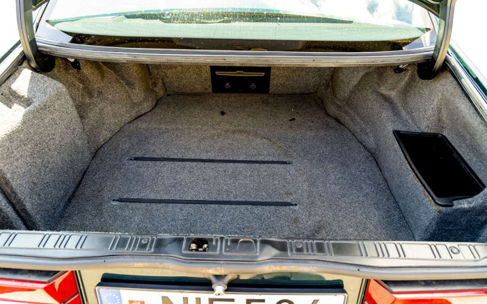 Секрет его молодости: BMW, который похож на BMW