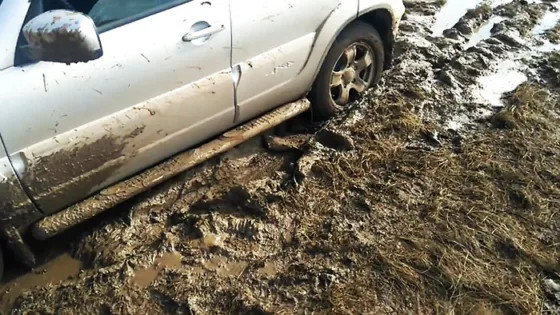 Как без посторонней помощи выехать из грязи