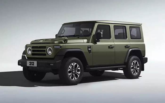 Крутой внедорожник пришел в Россию официально