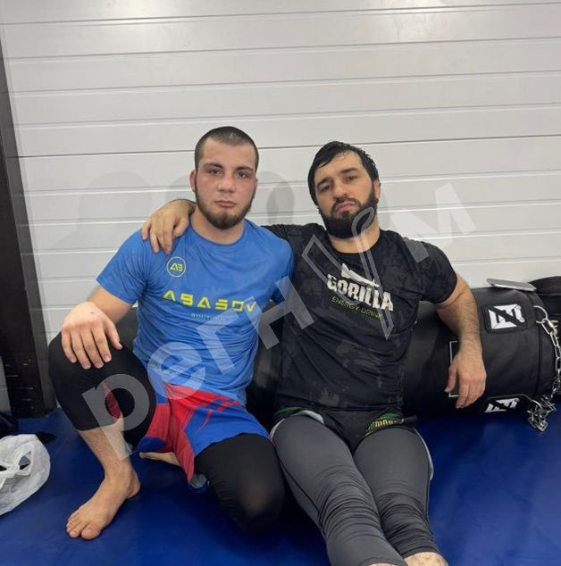 Спортсмен рассказал, как спас из тонущей машины мать и её 4-летнего сына в Махачкале