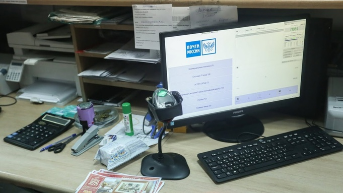 Две фуры с гуманитарной помощью направили из Барнаула в зону СВО