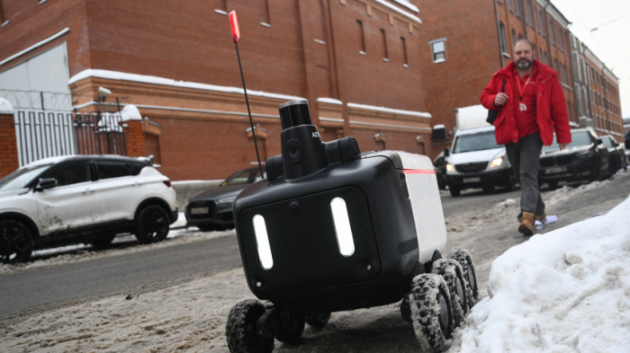 Ярые нарушители ПДД: роботы-доставщики впервые оказались в центре судебного разбирательства