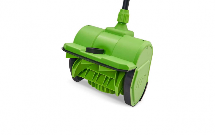 Этот мощный снегоуборщик поможет быстро и легко почистить снег