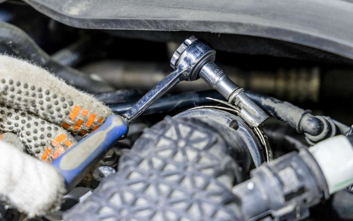 Делаем ТО китайского кроссовера самостоятельно: что показал тест-ремонт