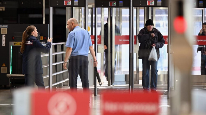 Юрист Салкин: отказавшихся от досмотра пассажиров могут не пустить в метро