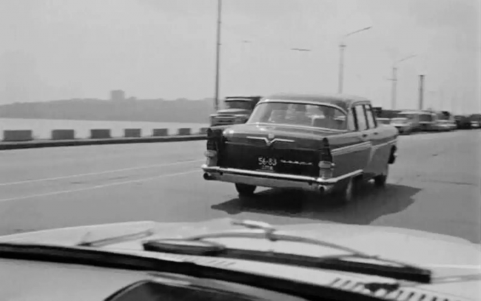 Зачем СССР скопировал американский Packard — история Чайки ГАЗ-13