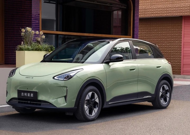 Geely Xingyuan и Geely Monjaro вошли в топ-5 самых популярных автомобилей в Китае по итогам первого квартала 2025 года  