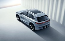 Geely объявляет цены на новый электрический кроссовер Geely EX5 для российского рынка  