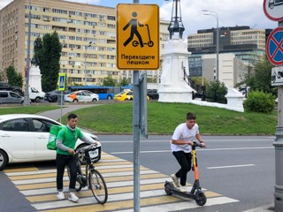 ГИБДД начала вешать на машины дорхенгеры