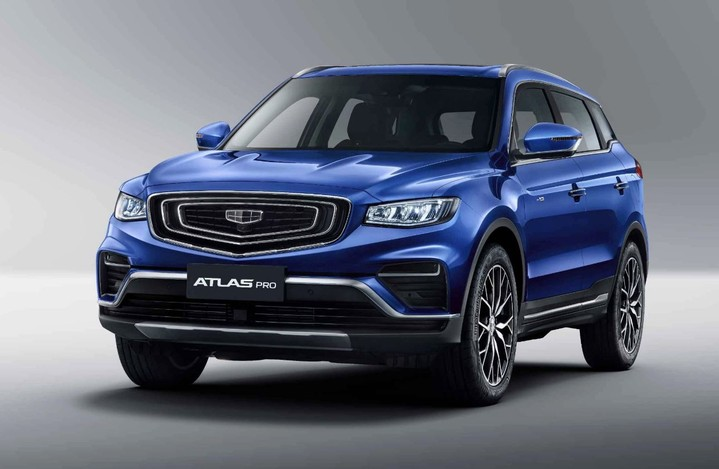 Geely Atlas Pro: решили проверить отзывы о нем в собственном тест-драйве  