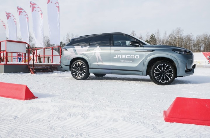 JAECOO стал официальным автомобильным партнером всероссийских лыжных соревнований «Гонка Легкова – 2025»  